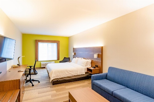 Holiday Inn Express Hereford image 4